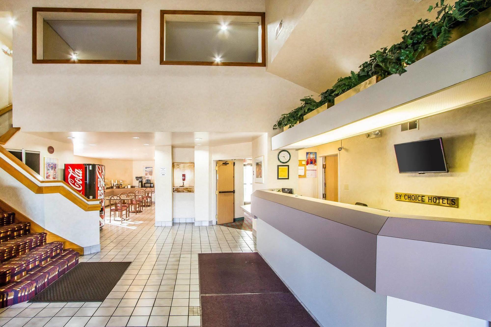 Rodeway Inn Memphis Exterior photo