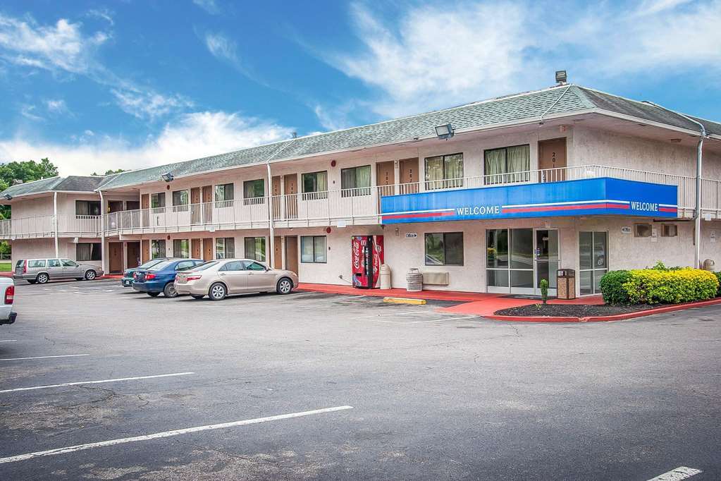 Rodeway Inn Memphis Exterior photo